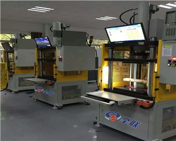 太原伺(si)服液壓機