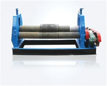 機械半自動(dòng)三輥卷闆機(ji) 機械半自動(dòng)三輥卷闆機(jī)