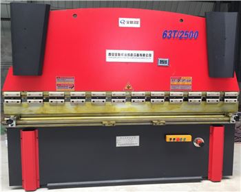 液壓折彎機調試(shì)維護保養的一些(xie)重要内容