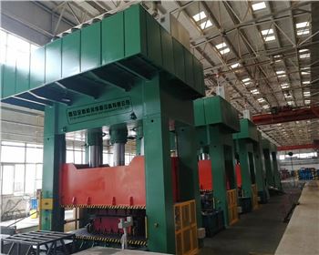 液壓機安(an)裝時應具備哪(na)些技術方面的(de)條件